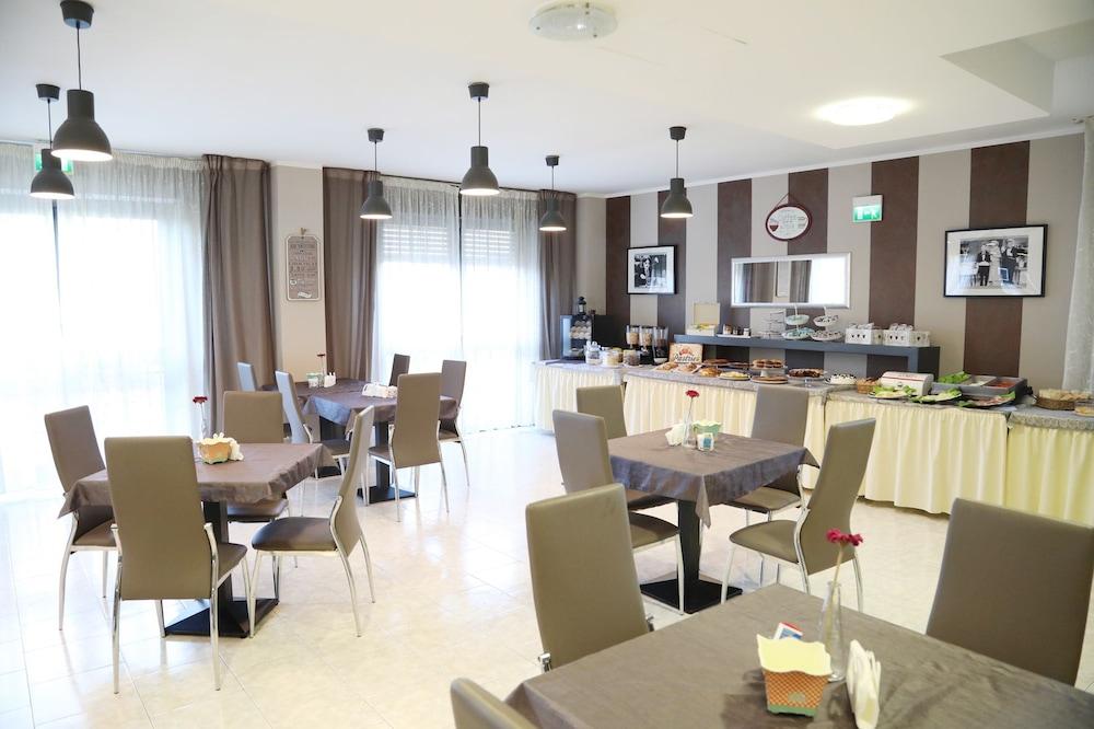 Hotel Фиденца Экстерьер фото